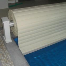 Rolka zwijająca do żaluzji Malaga maks. do basenu 6x12m,nadwodna,elektryczna